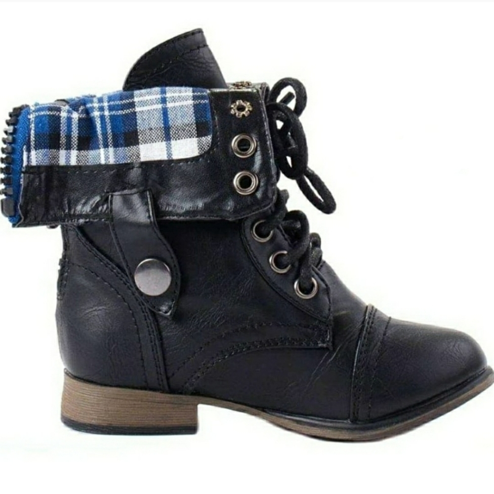 Toddler black combat style boots